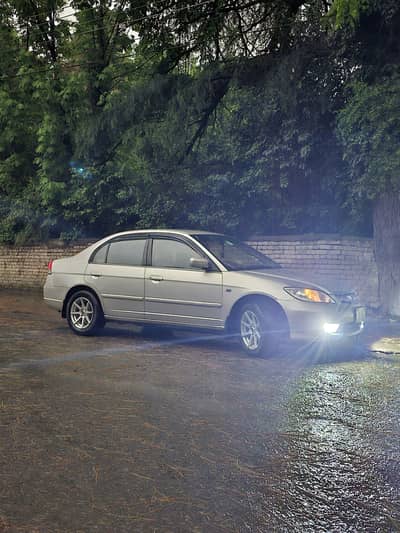 Honda Civic EXi 2005