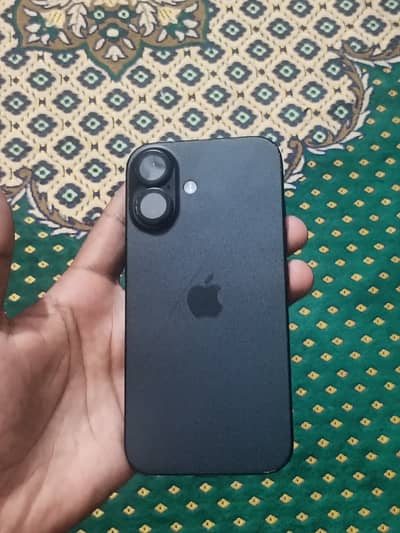 Apple iPhone 16