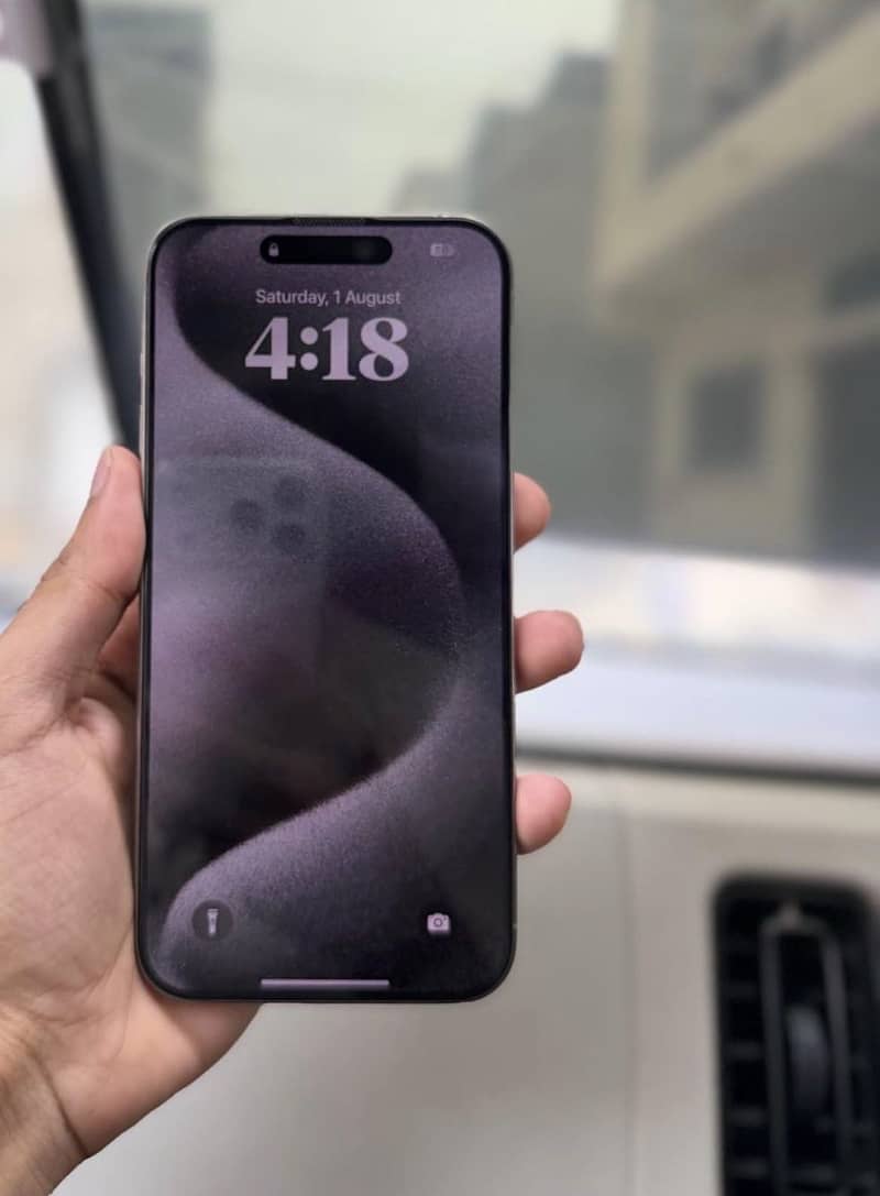 Apple iPhone 15 Pro Max 1