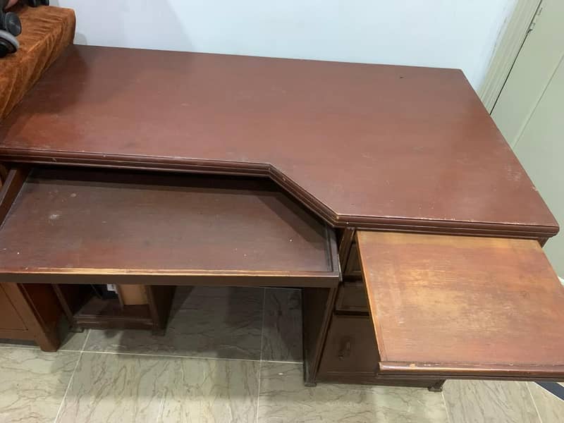 large wooden study table / computer table 2