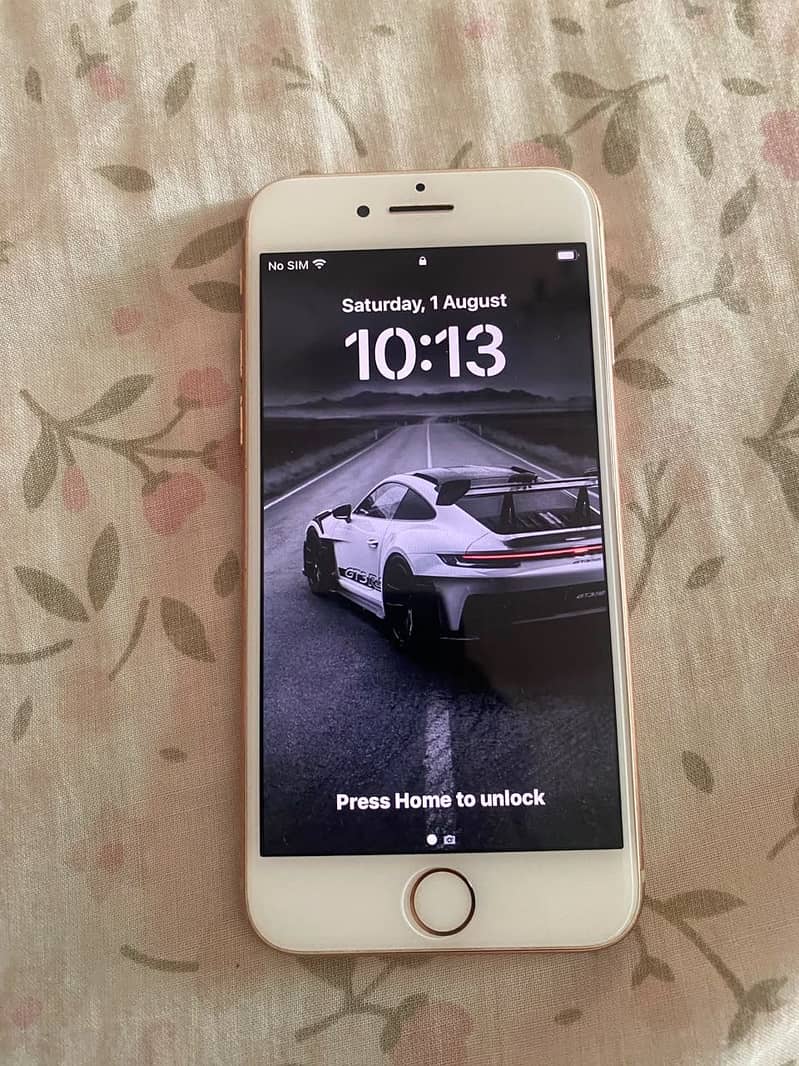 Apple iPhone 8 1