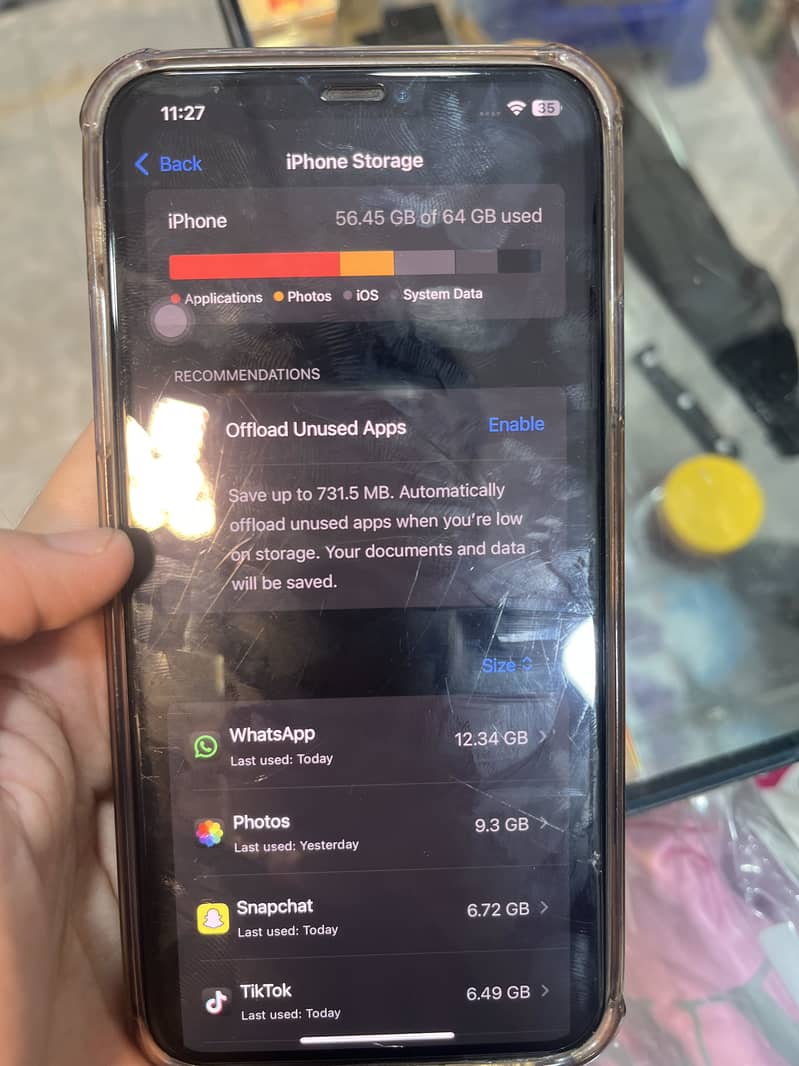 Apple iPhone 11 Pro Max 2