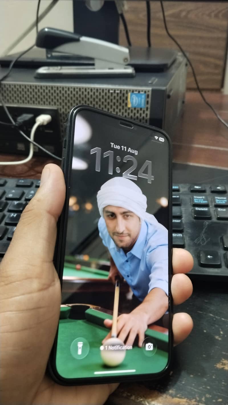 Apple iPhone 12 0