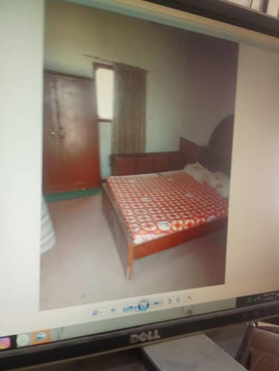pechs block 2 2 rooms for 2 single man coman bath for both kitchen furnished