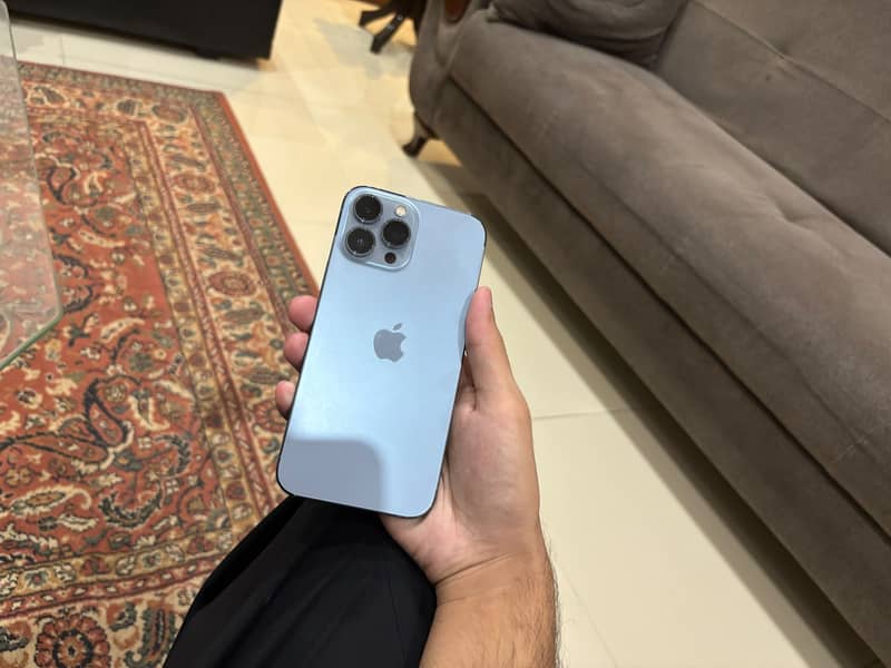 Apple iPhone 13 Pro Max 3