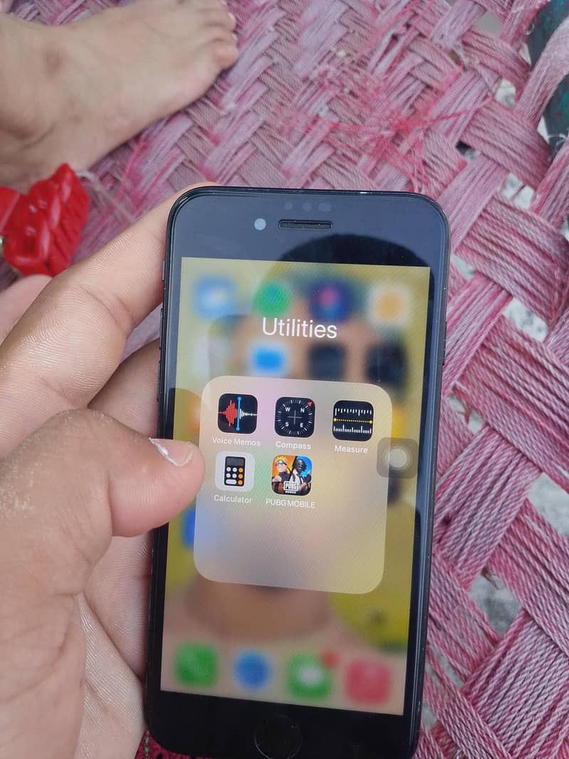 Apple iPhone 7 0