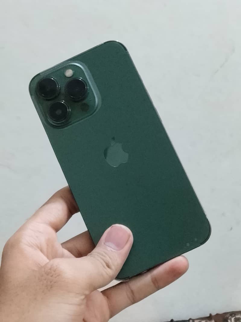 Apple iPhone 13 Pro 1