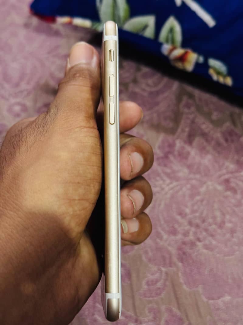 Apple iPhone 6 2