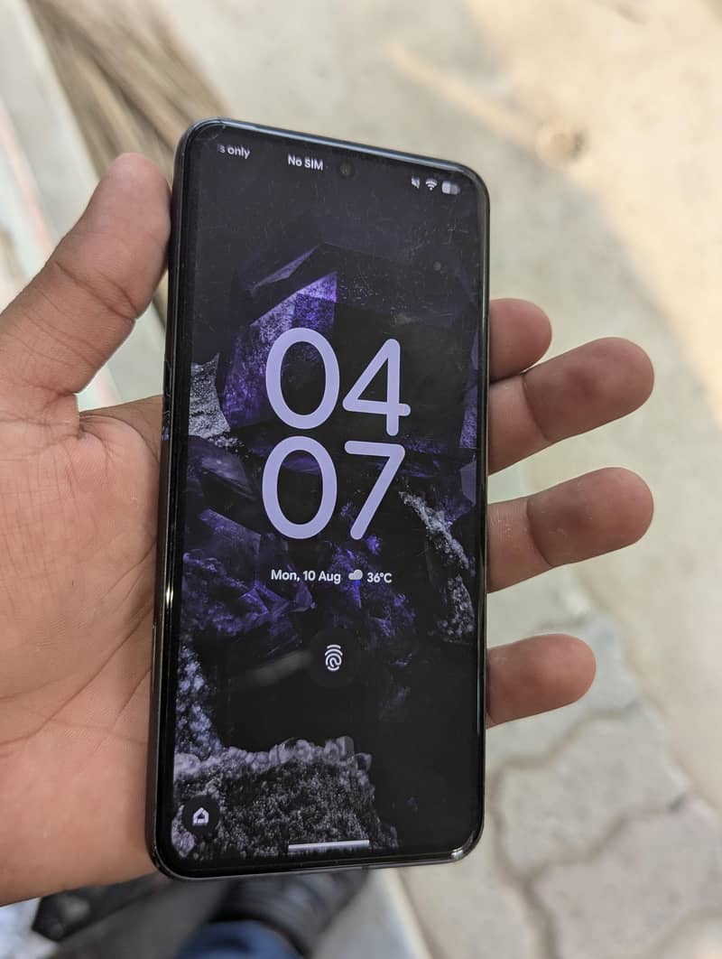 Google Pixel 8 1