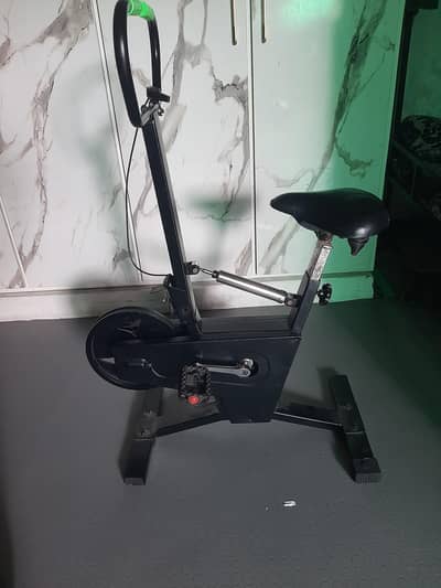 Exercise Bicycle Lush Condition Home use urgent sale