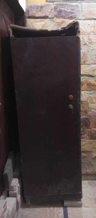 Used Cupboard/Wardrobe for Sale – Repair Needed