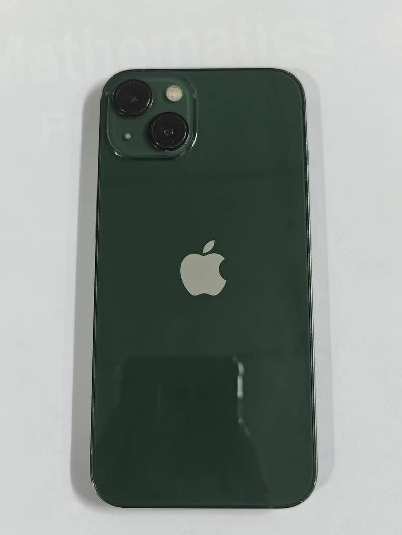 Apple iPhone 13 6