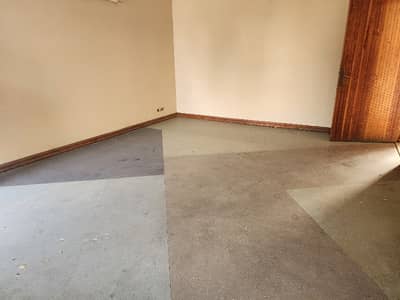 Muslim Town 1 kanal Marble flooring uper portion 2 bad D/D TVL kitchen parking Office ky ly