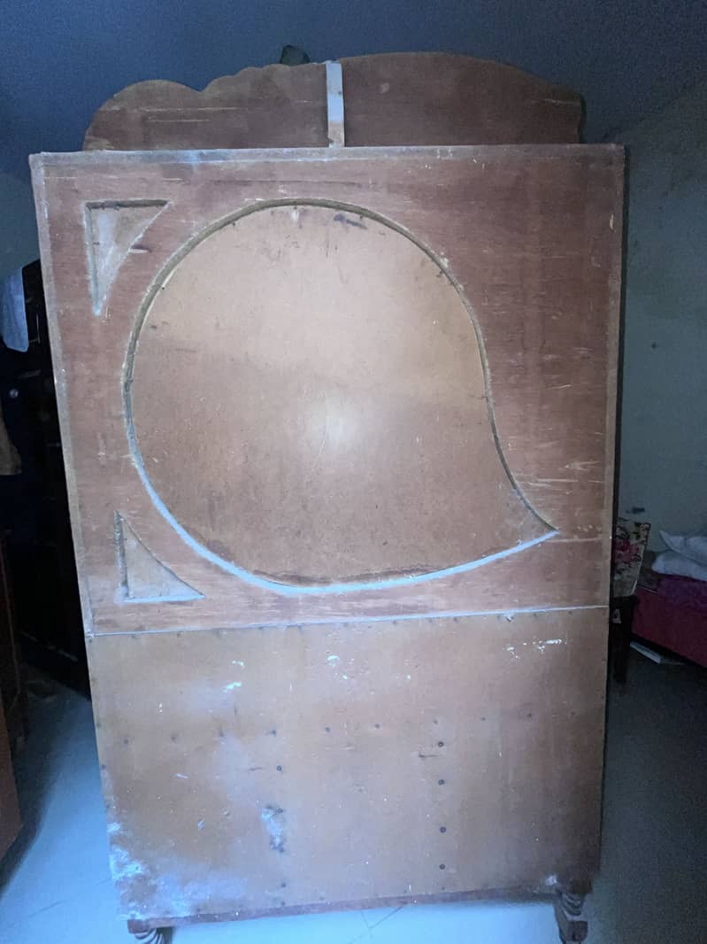 Dressing table 2
