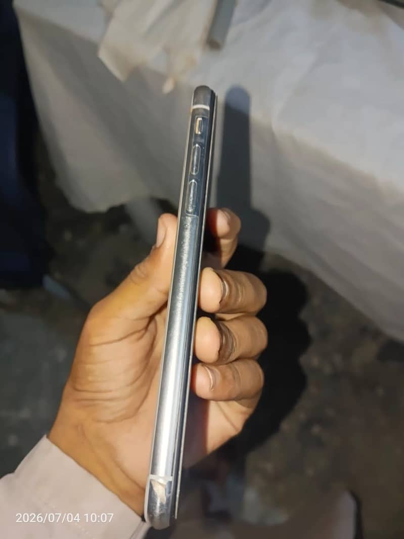 Apple iPhone X 1