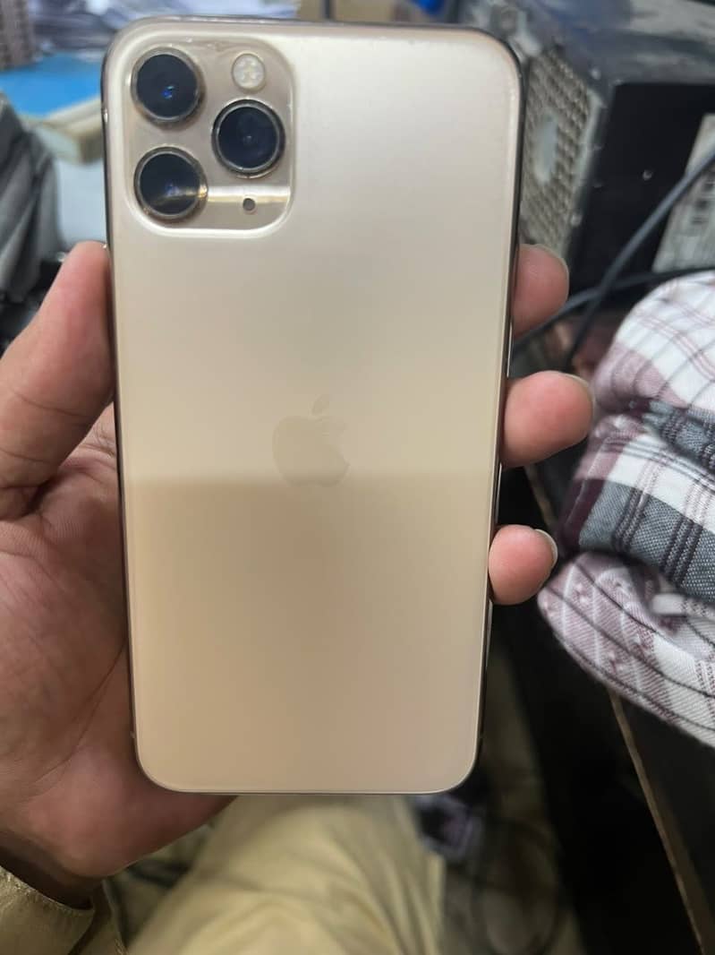 Apple iPhone 11 Pro 3