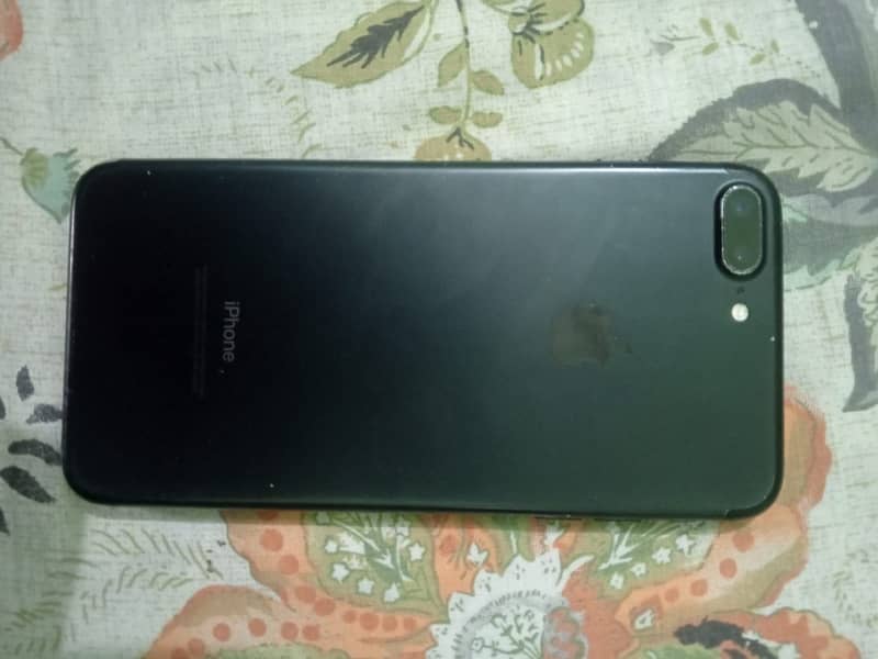 Apple iPhone 7 Plus 0