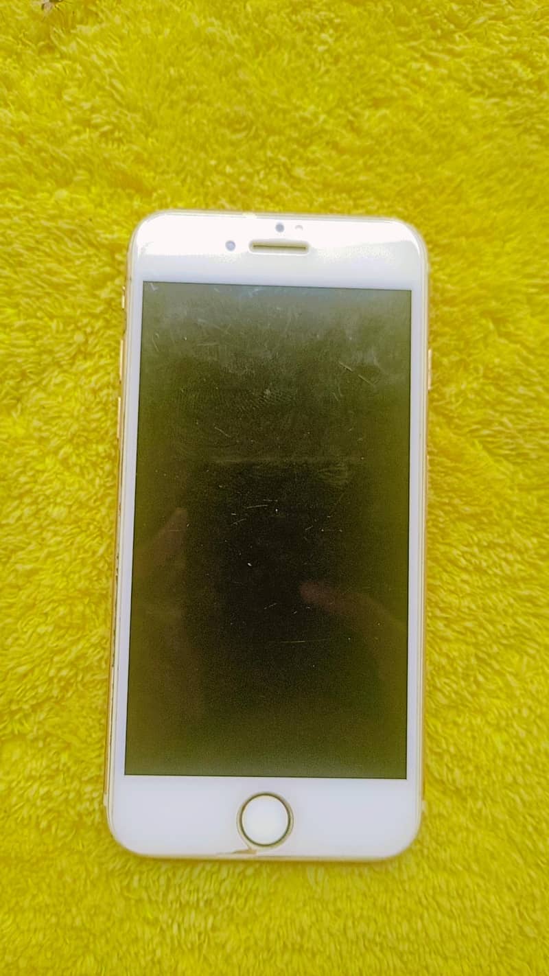 Apple iPhone 7 0