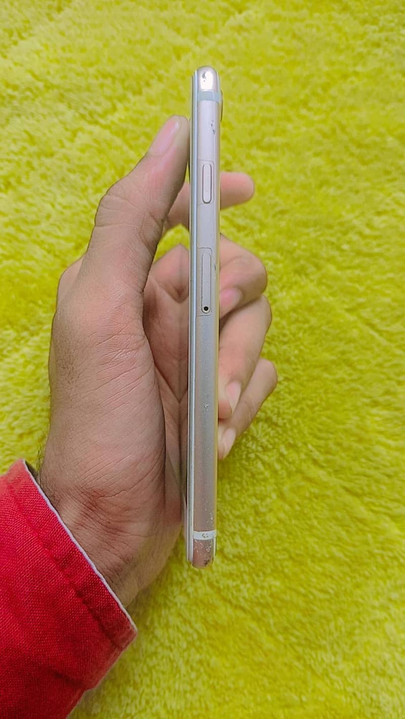 Apple iPhone 7 5
