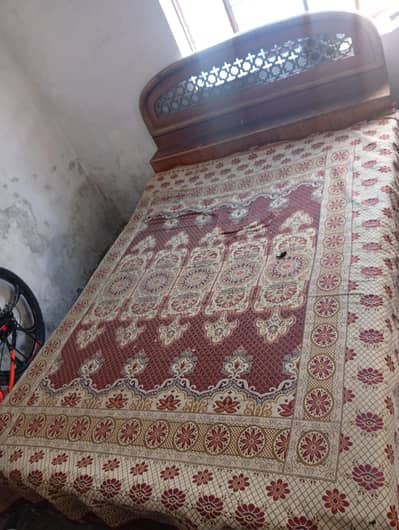 Bed for sale only Rs 15000