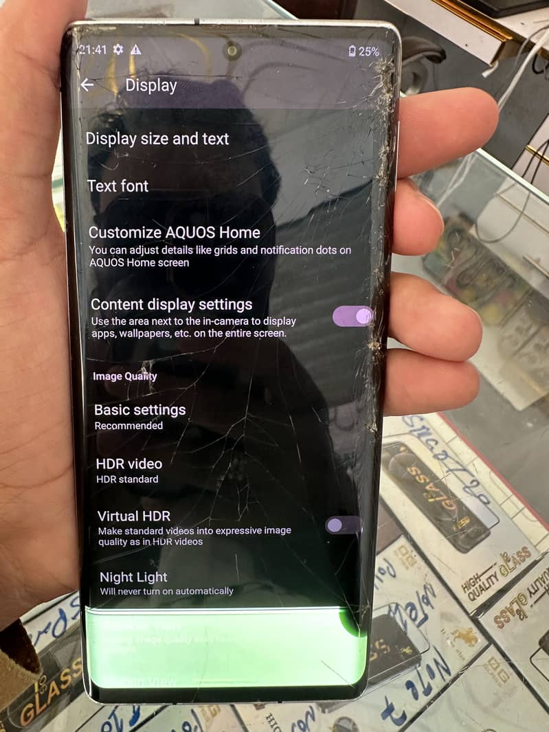 Sharp Aquos R5G 4