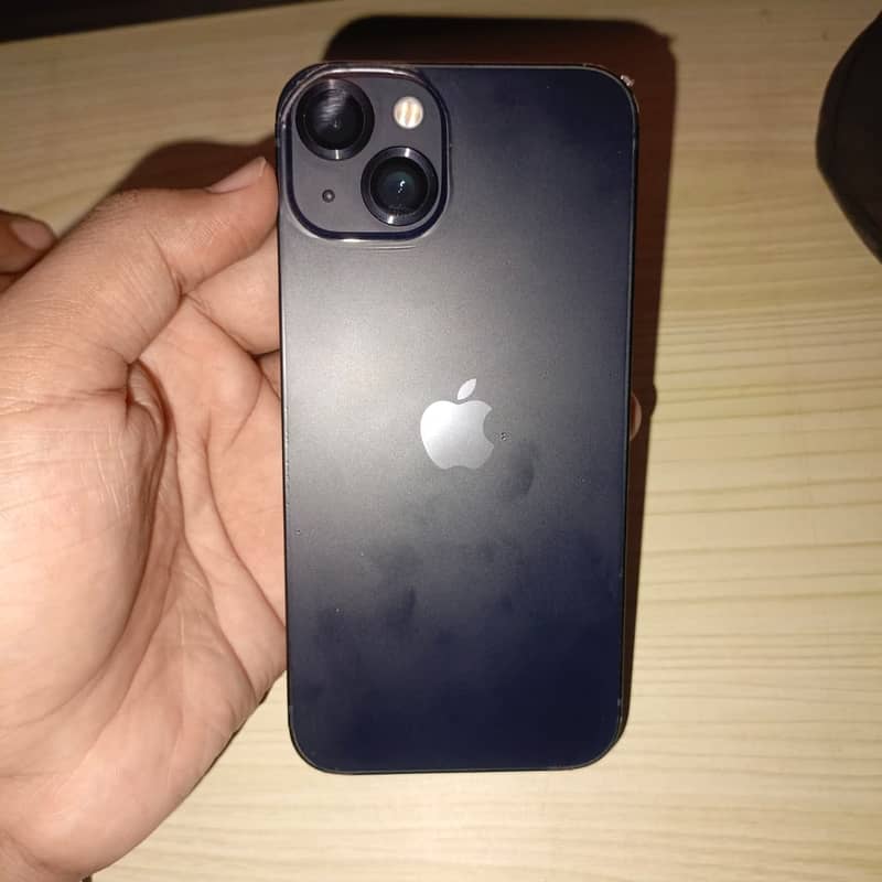 Apple iPhone 13 0