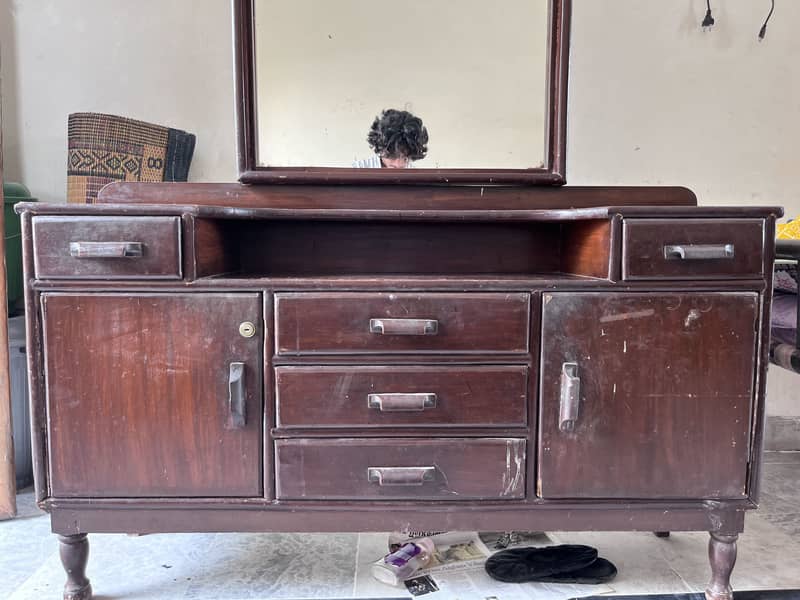 Dressing table 1