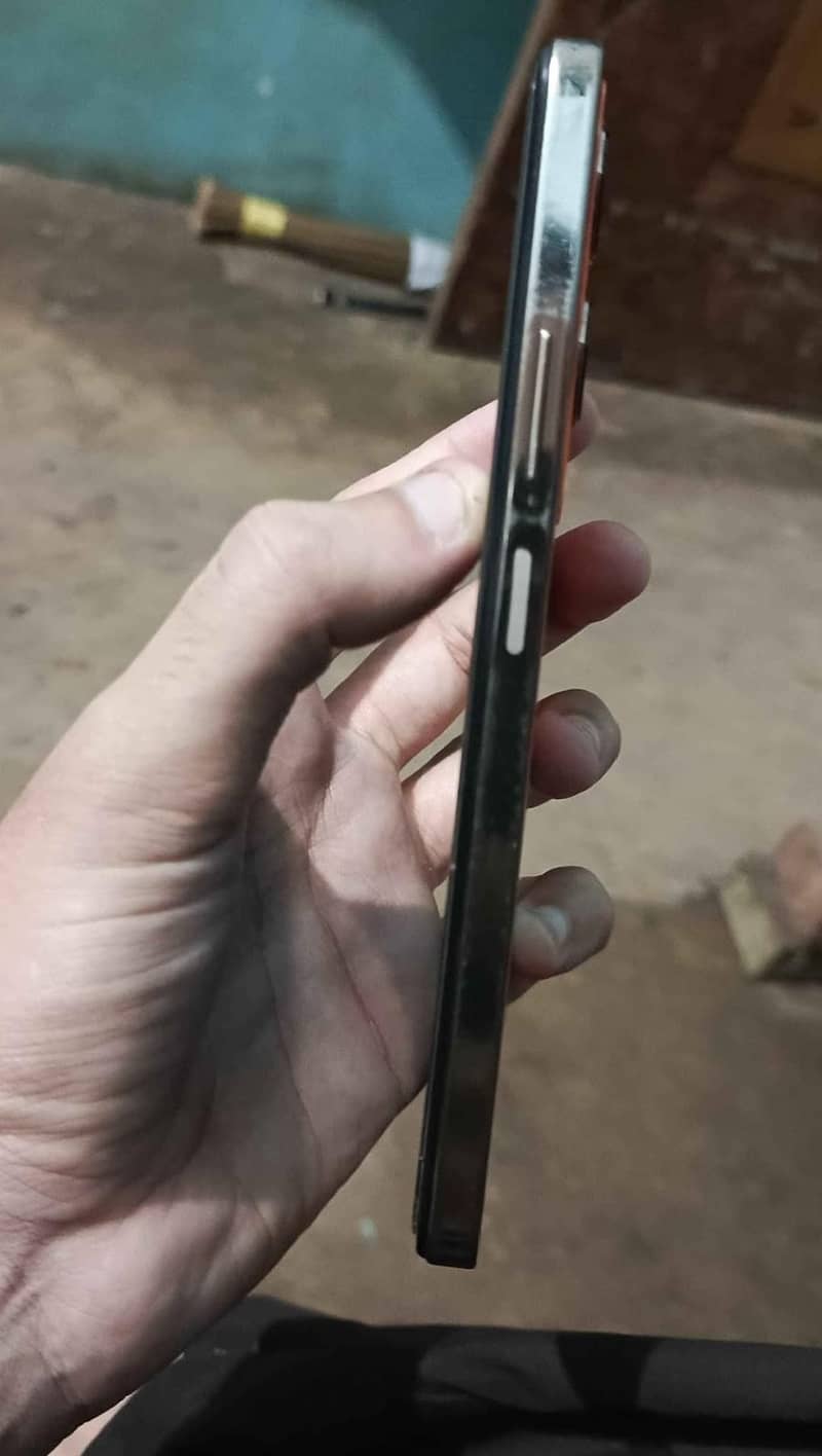 Infinix Note 30 4