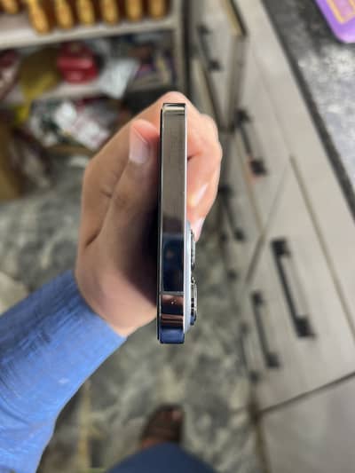 Apple iPhone 13 Pro Max with box
