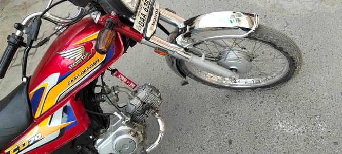 Honda CD 70cc 2025model urgent sale ph. . 03086637596