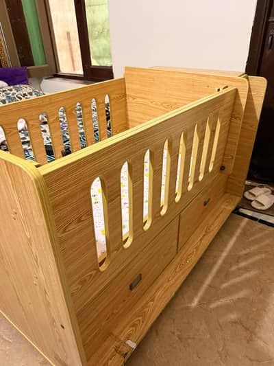 Baby Crib with mattress