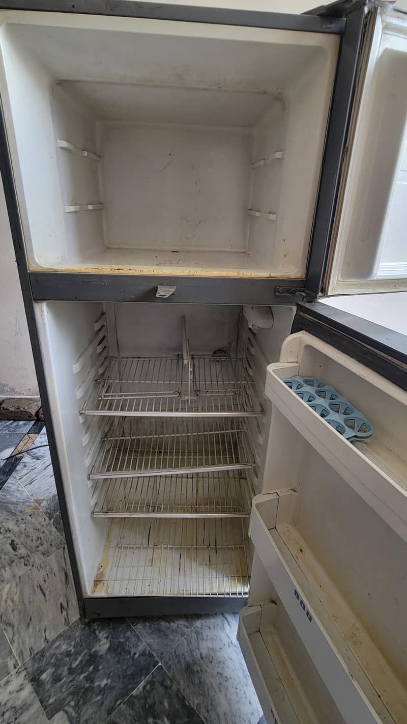 Haier refriginator 8