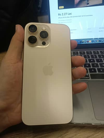 iPhone 16 Pro Max 256 GB With BOX 10/10 Scratchless