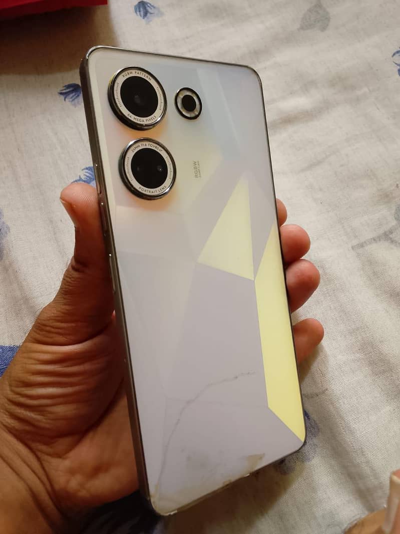 Tecno CAMON 20 Pro 2