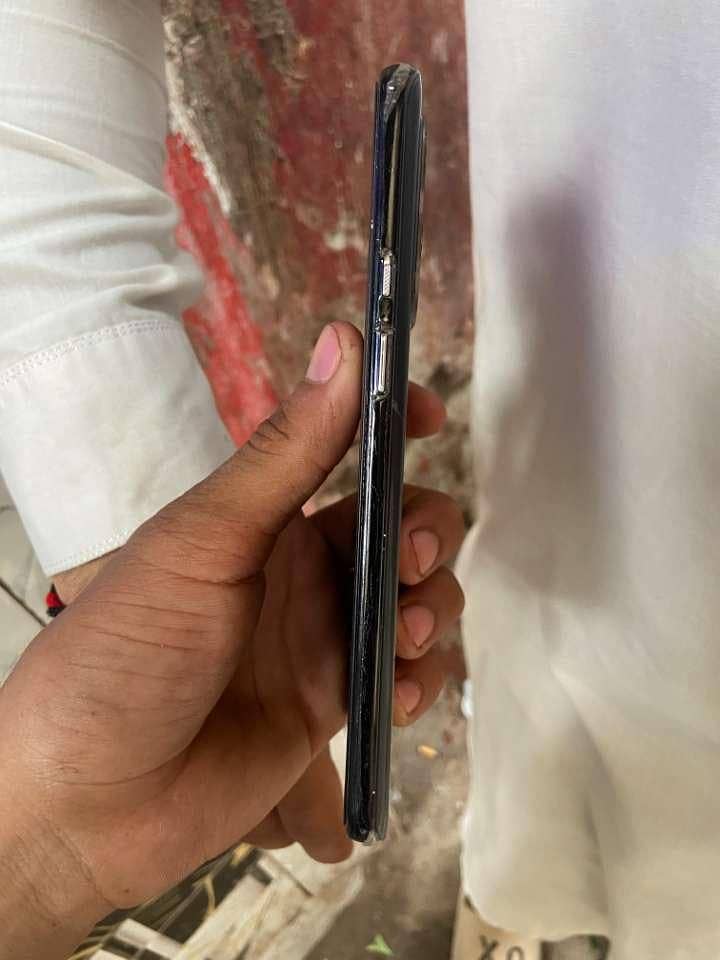 One Plus 9 6