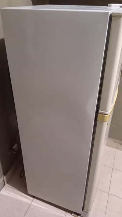 refrigerator for sell