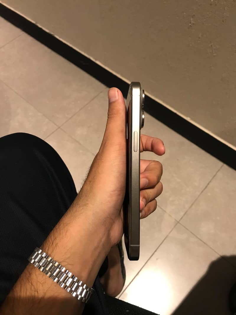 Iphone 15 pro max fu 1
