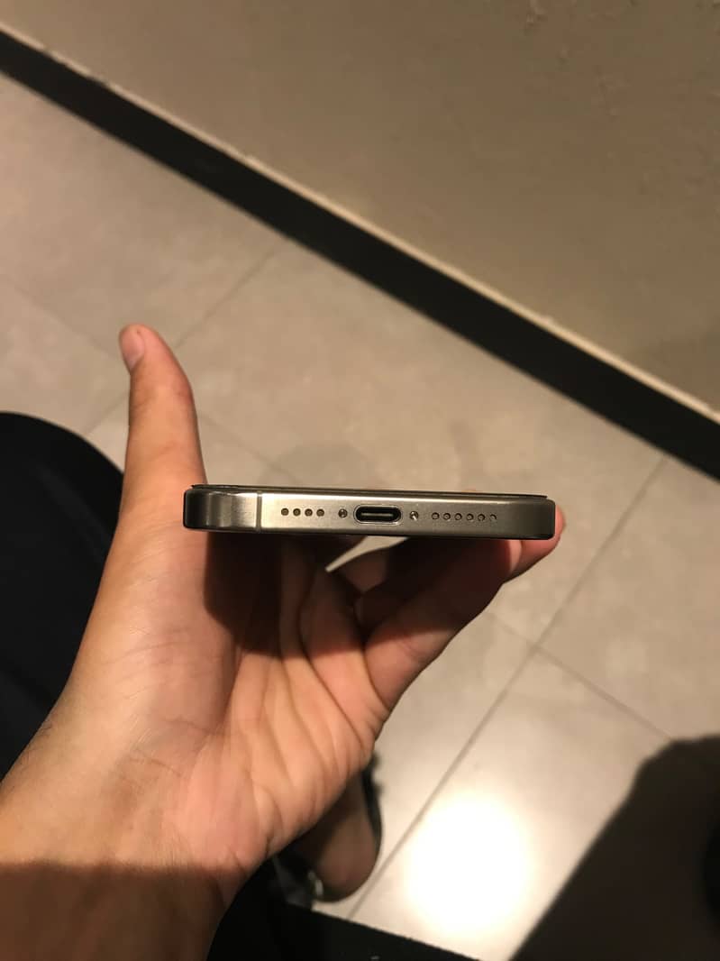 Iphone 15 pro max fu 7