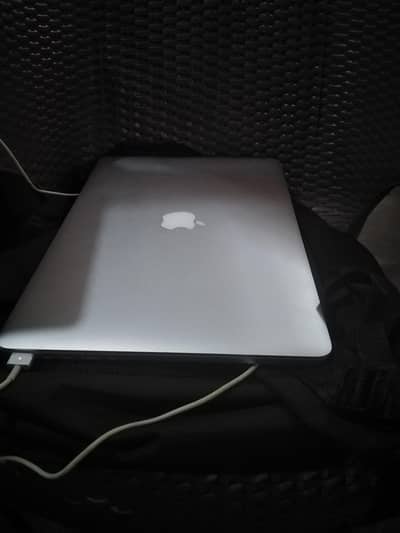 MACKBOOK PRO 2014 16GB 128 GB . . 15INCH