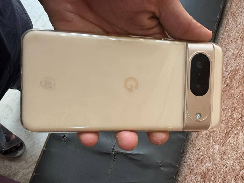 Google Pixel 8 7