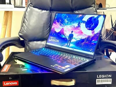 Lenovo Legion Pro 7 16ARX8H – RTX 4090 Gaming Laptop