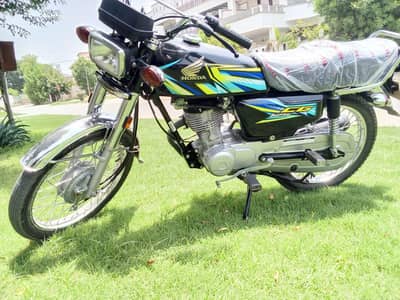 bilkul new condition hy