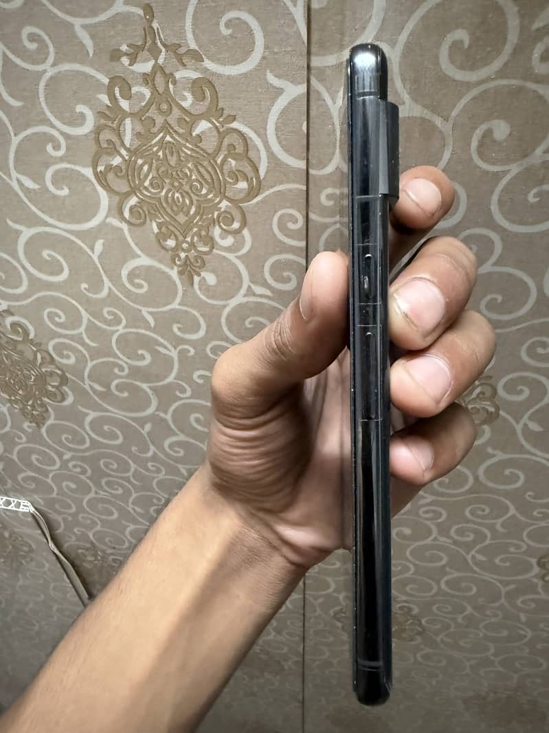 Google Pixel 8 Pro 4
