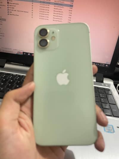 Apple iPhone 12