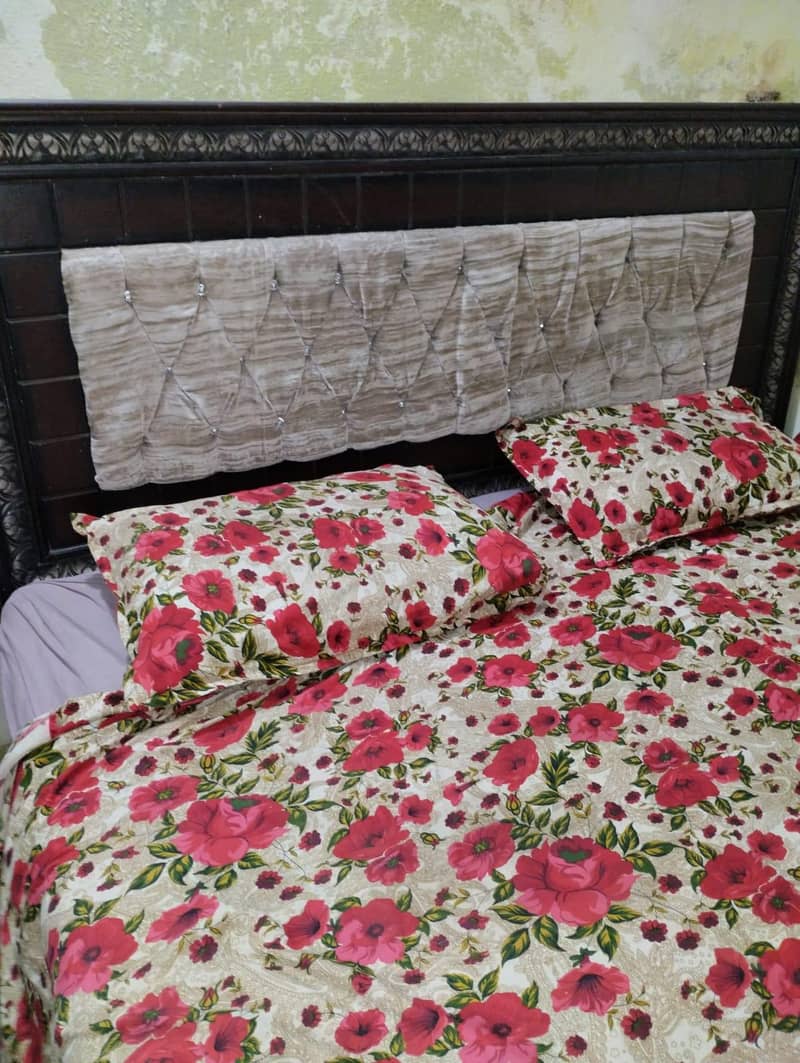 King Bed 2 Side Table And Dressing Table 3