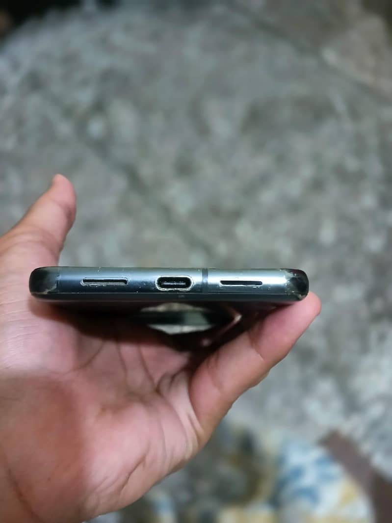 Google pixel 8 pro 3