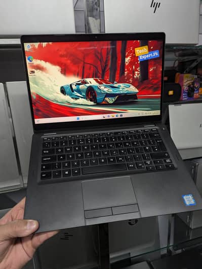 Dell Latitude 5300 2 in 1 Core i5-8th Generation 8/256