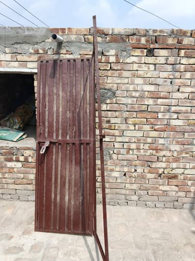 Door