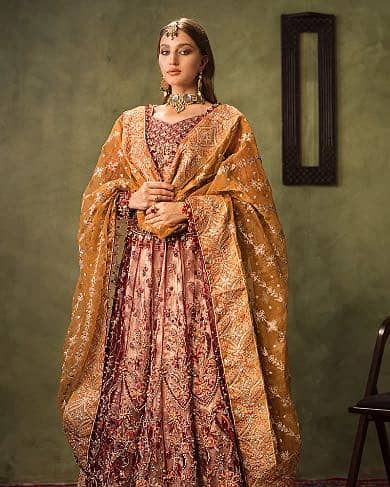 Aroosh lehnga 1