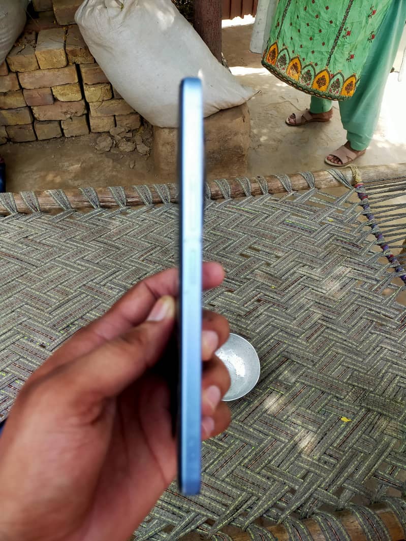 Redmi  A3 4